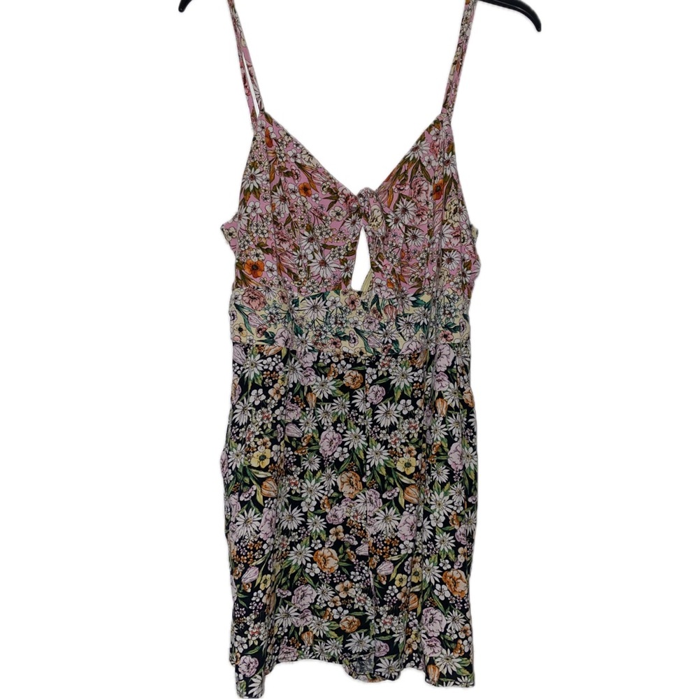 Wild Fable Medium Colorful Flowers pattern Shorts Romper - Picture 4 of 6
